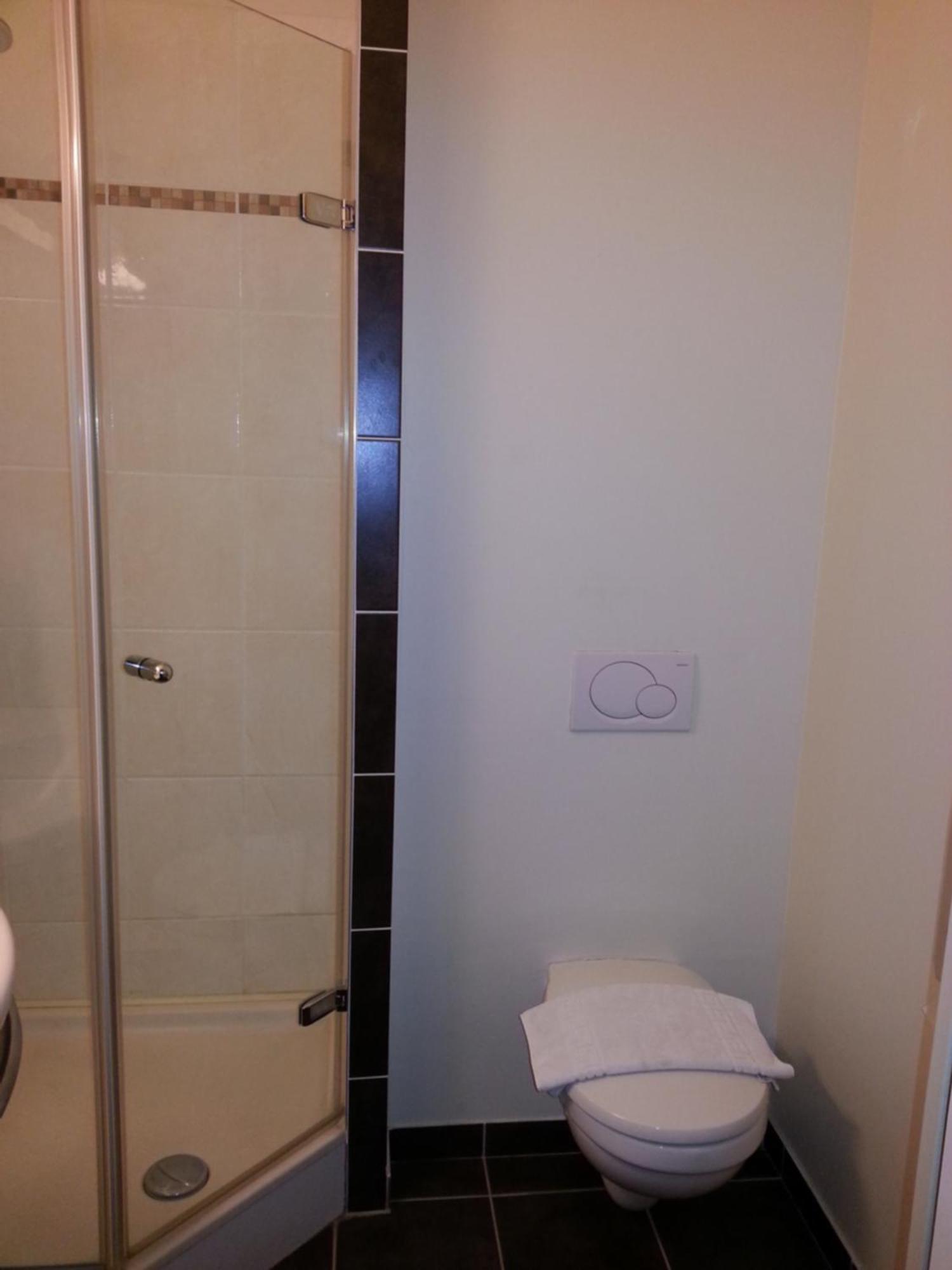 Hotel Akena City Caudry Экстерьер фото
