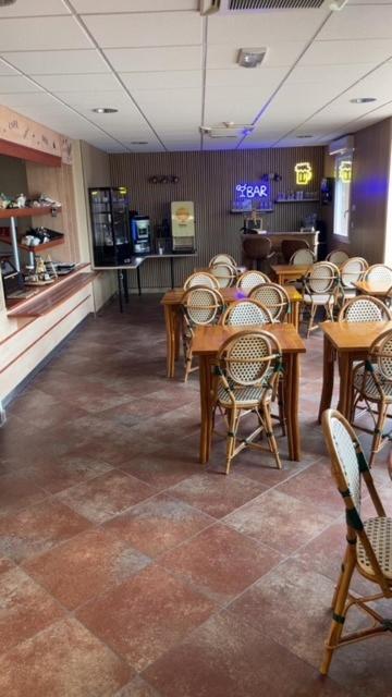 Hotel Akena City Caudry Экстерьер фото