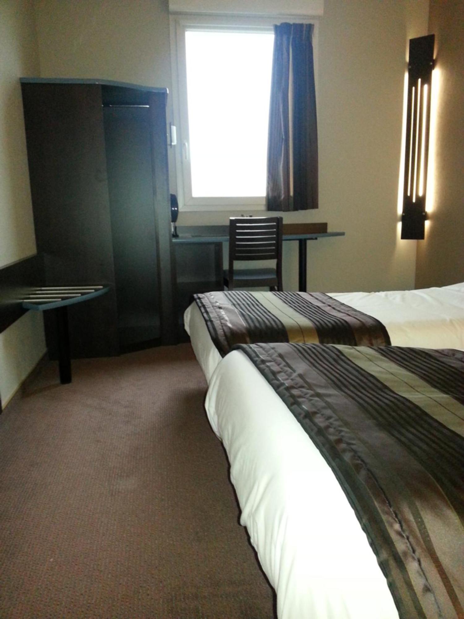 Hotel Akena City Caudry Экстерьер фото